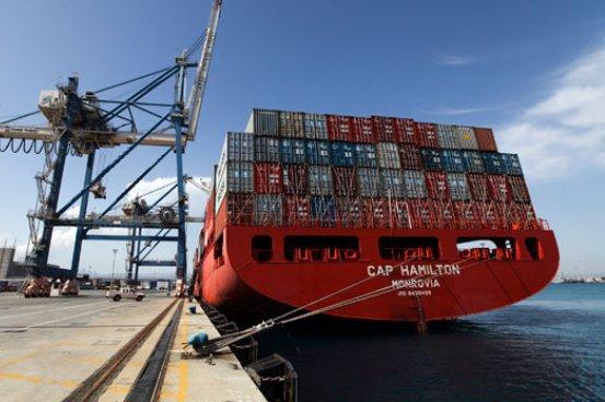 AHACI alerta sobre fuerte alza en costos del transporte internacional y su impacto en la economía hondureña