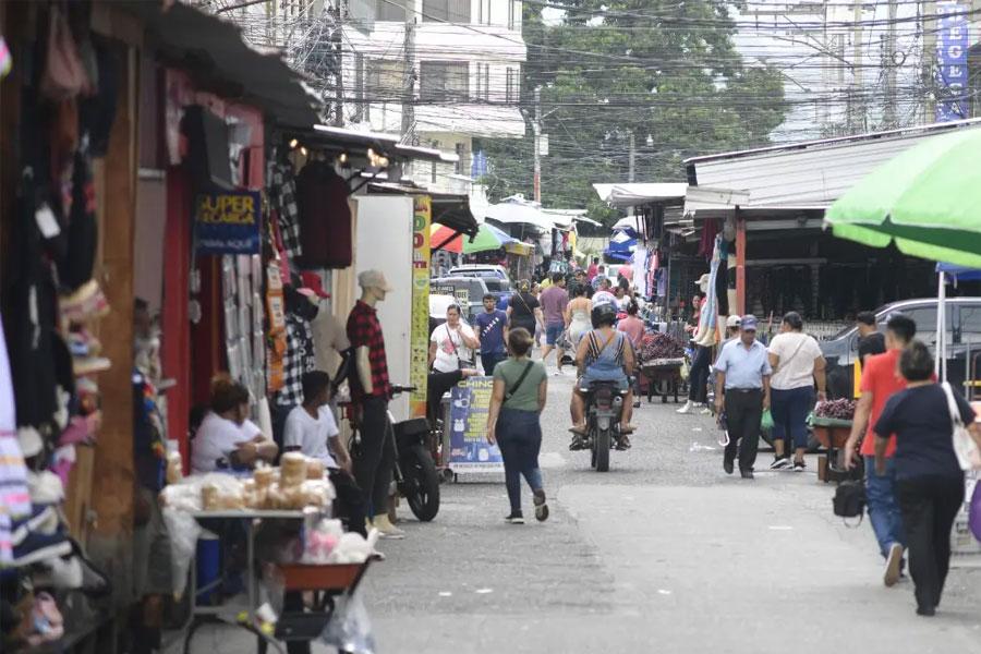 Alerta en Honduras: más de 2 millones trabajan en el sector informal