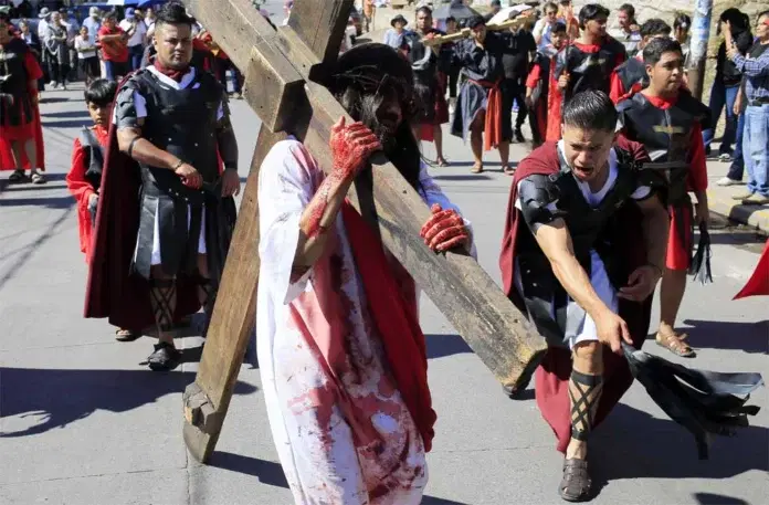 Iglesia católica en Honduras pide paz desarmada para nueva humanidad