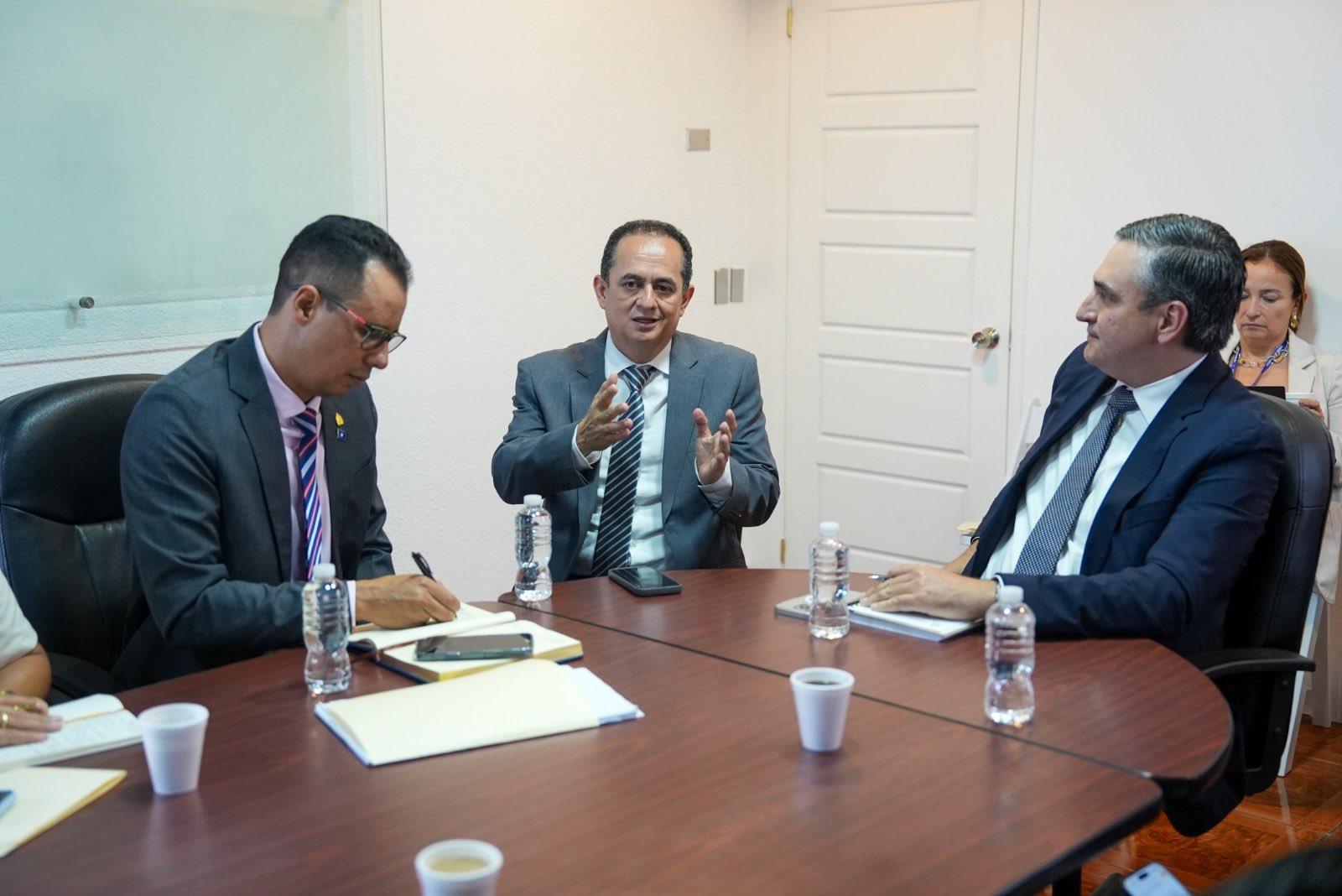 Viceministro de Energía anuncia próximos aumentos mínimos en combustibles en Honduras